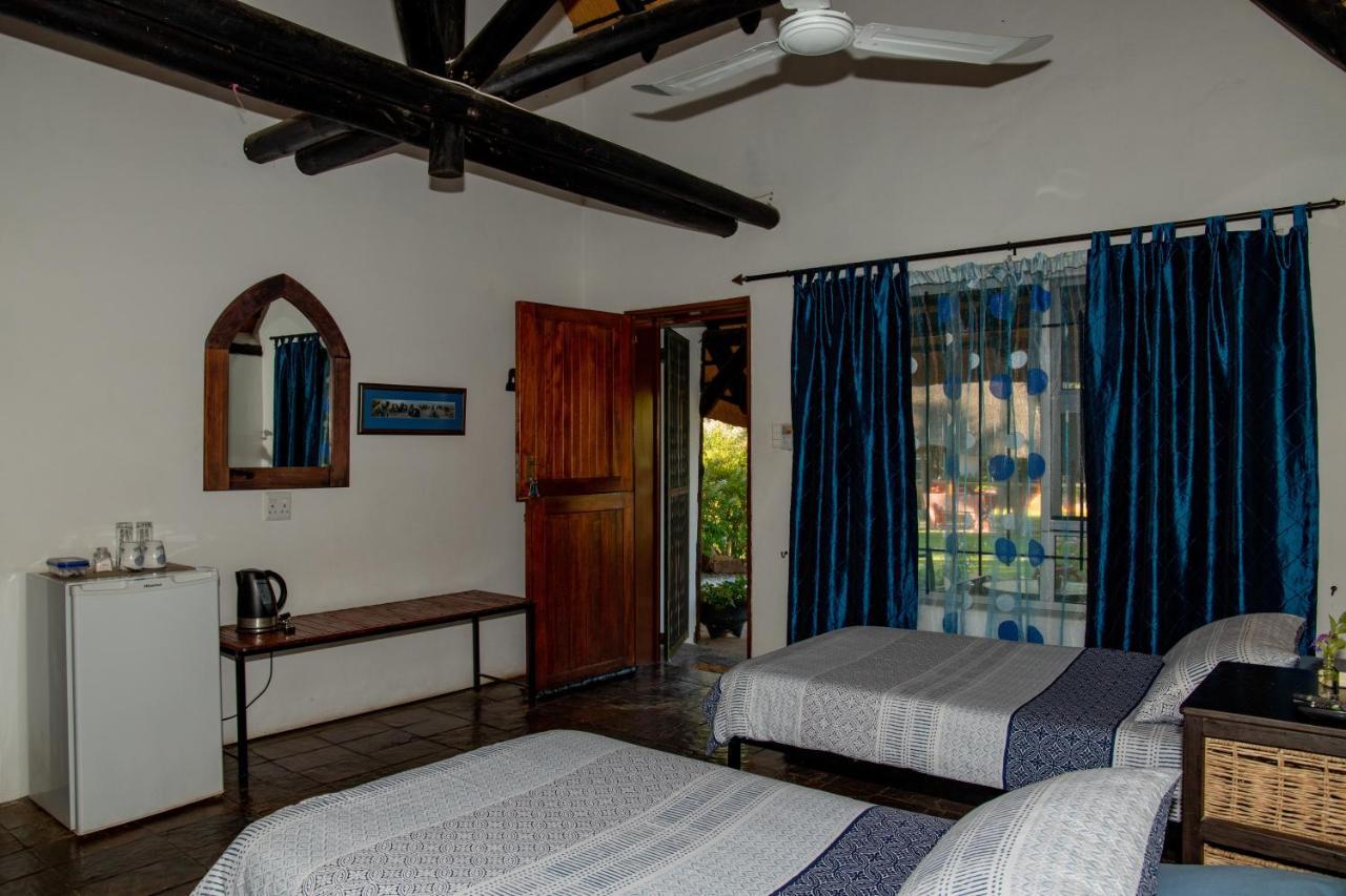 Lion's Den Guesthouse Otjiwarongo Eksteriør billede