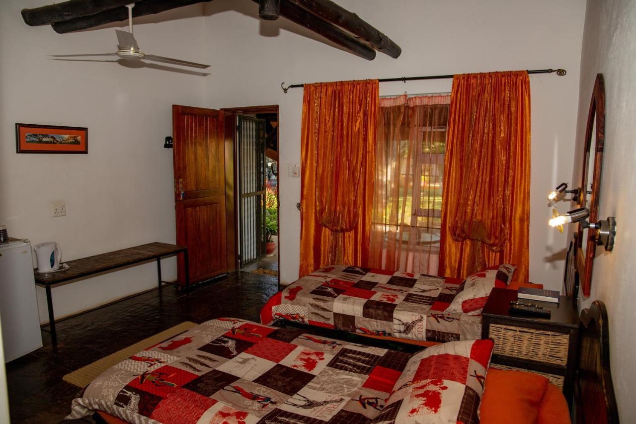 Lion's Den Guesthouse Otjiwarongo Eksteriør billede