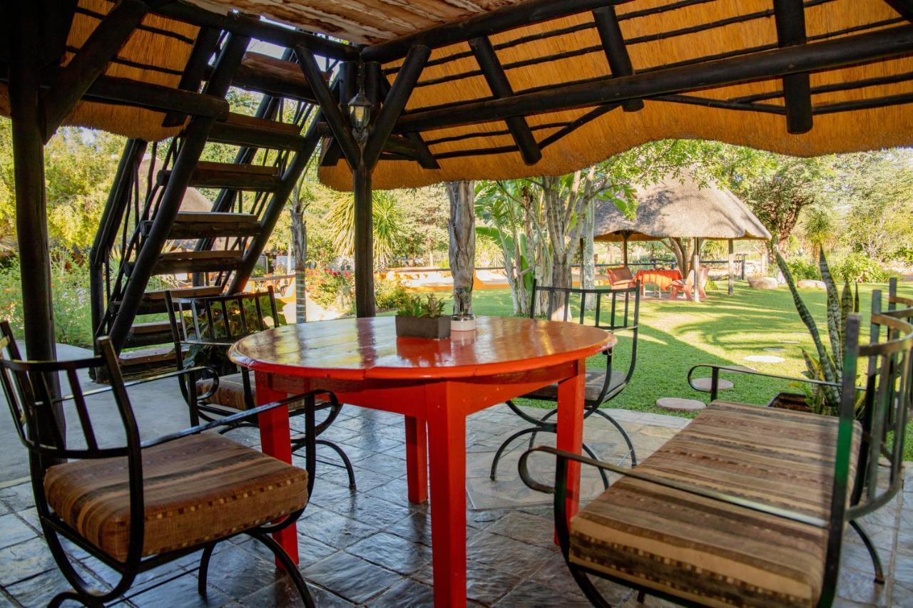 Lion's Den Guesthouse Otjiwarongo Eksteriør billede