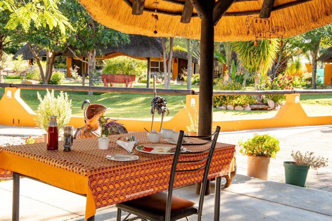 Lion's Den Guesthouse Otjiwarongo Eksteriør billede